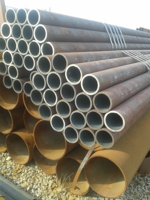 無縫管廠家常年現(xiàn)貨供應(yīng)20#碳素無縫鋼管，規(guī)格齊全，品質(zhì)保證